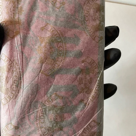 Juicy Couture Y2k Red Velour Wallet NWT still in original packaging - Picture 4 of 8